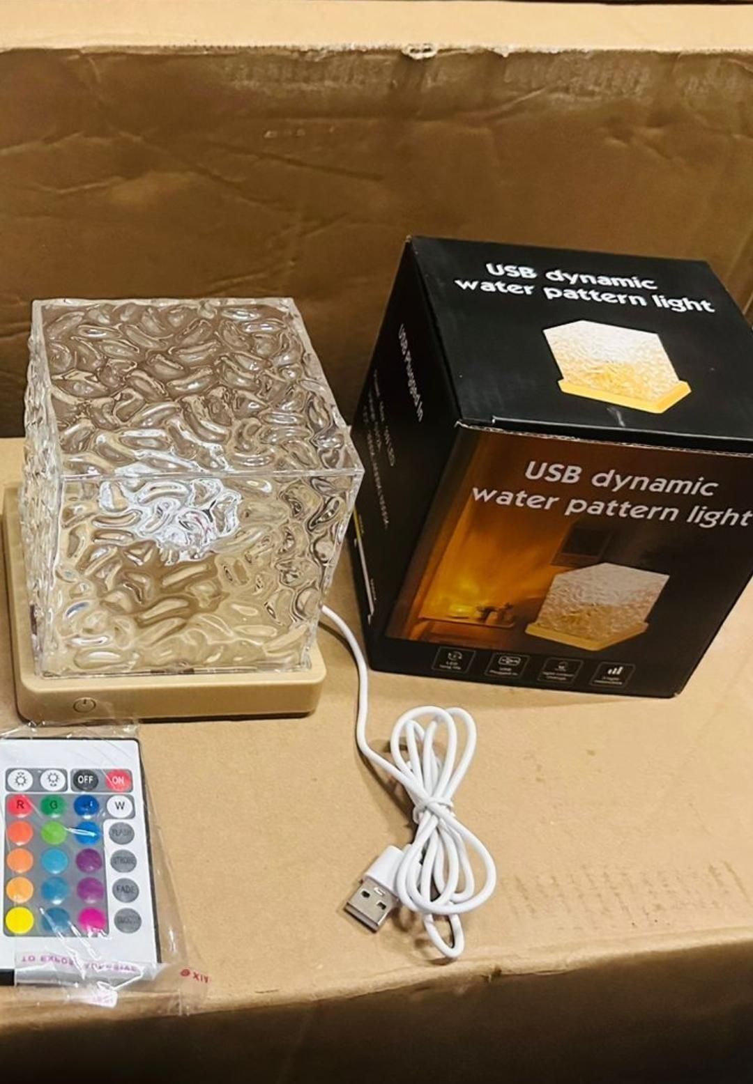 Rotating Water Ripple Night Light Aura Lamp (8 × 8 × 8 cm)