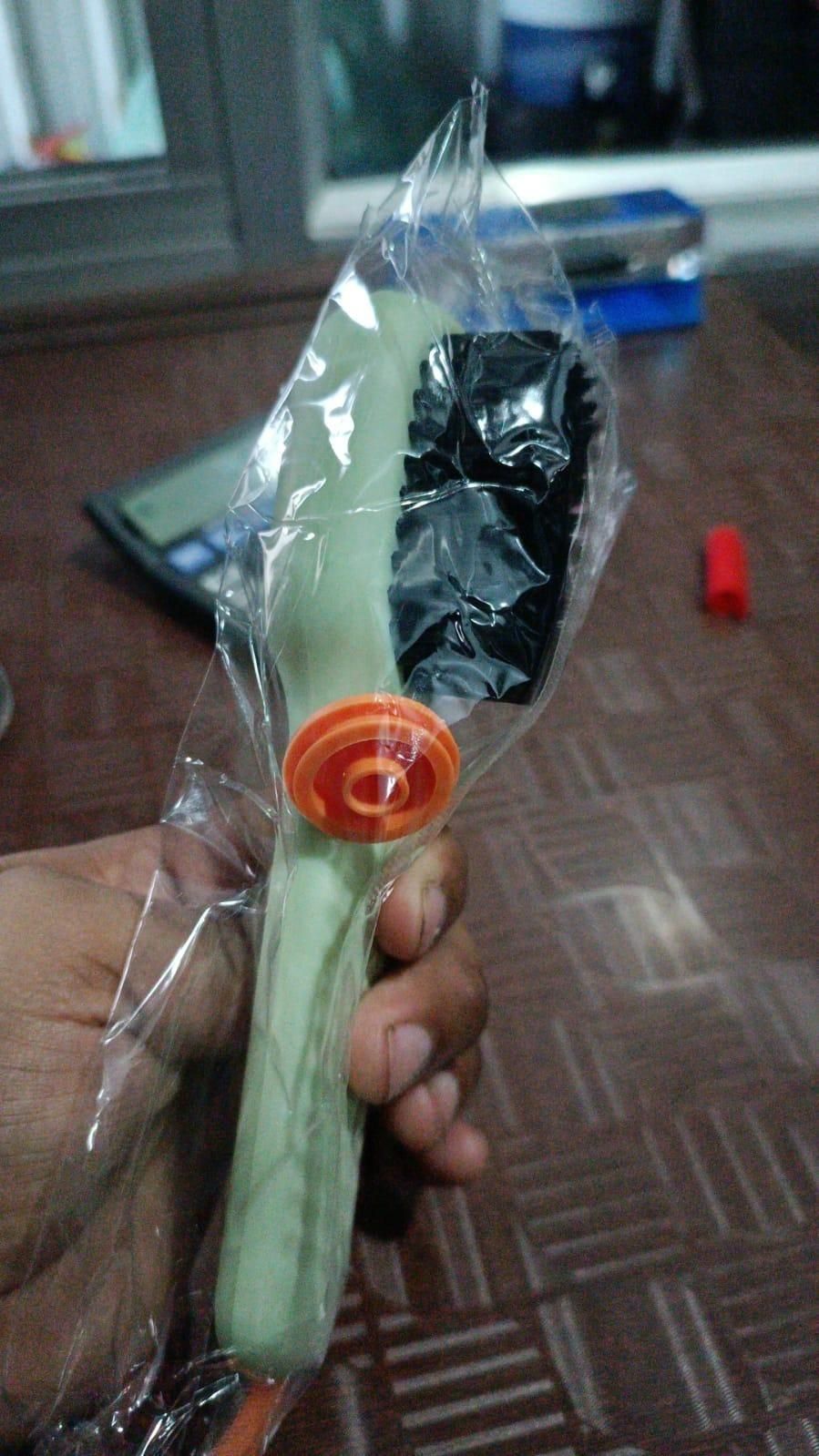 Multifunctional Scrubbing Brush
